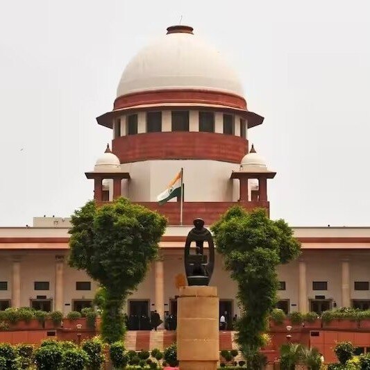 Woman denied bottling plant job over LPG cylinder lifting gets Rs 12 lakh from SC