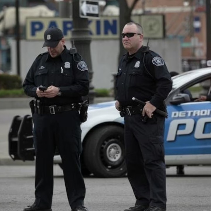 3 killed, 4 injured after fight escalates into gunfire at US strip club