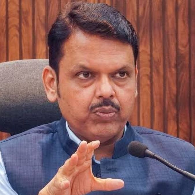 Drought arises in Maharashtra districts as CM Fadnavis announces relief measures