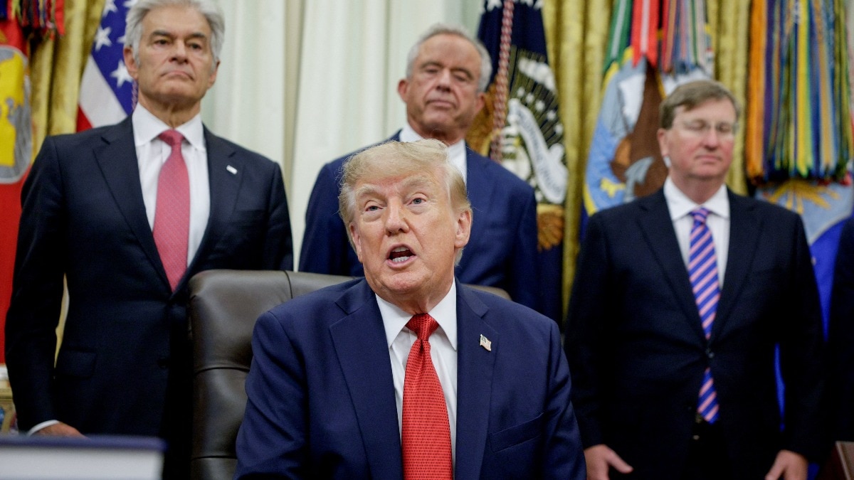 Trump signs Russia sanctions bill, India among countries facing 100% tariff risk