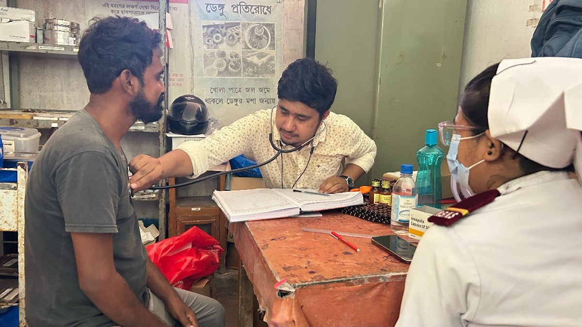 Flooded hospital, no power, but doctors stay on to treat patients in Bengal's Malda