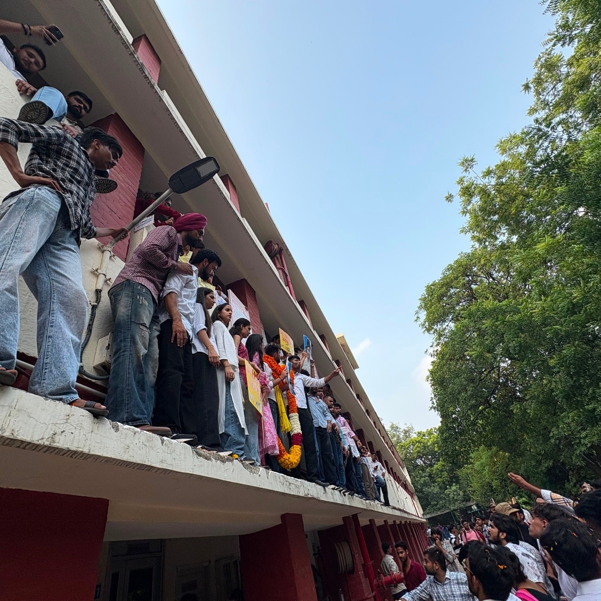 Defenders, Porsches, chai and Gen Z: Delhi University’s battle beyond ABVP vs NSUI