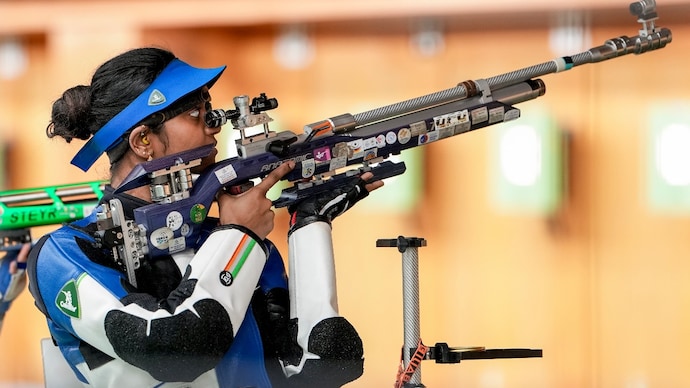 Elavenil Valarivan during women's 10m rifle event in Asian Games. (Photo: PTI) Elavenil Valarivan
