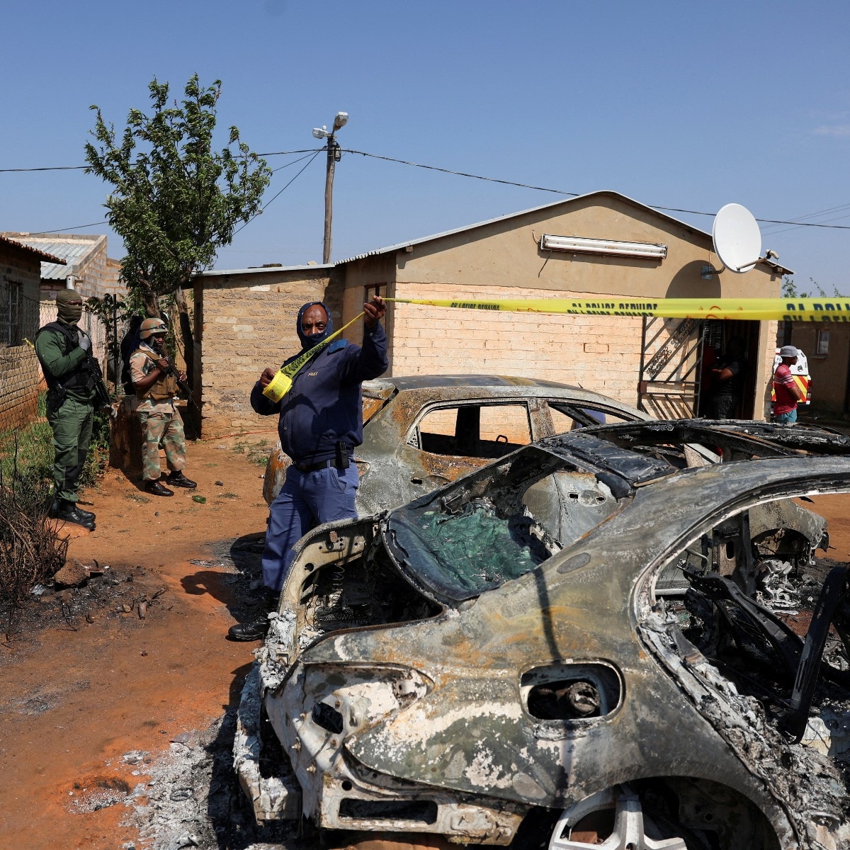 27 killed in two separate South Africa mass shootings; gunmen on the run