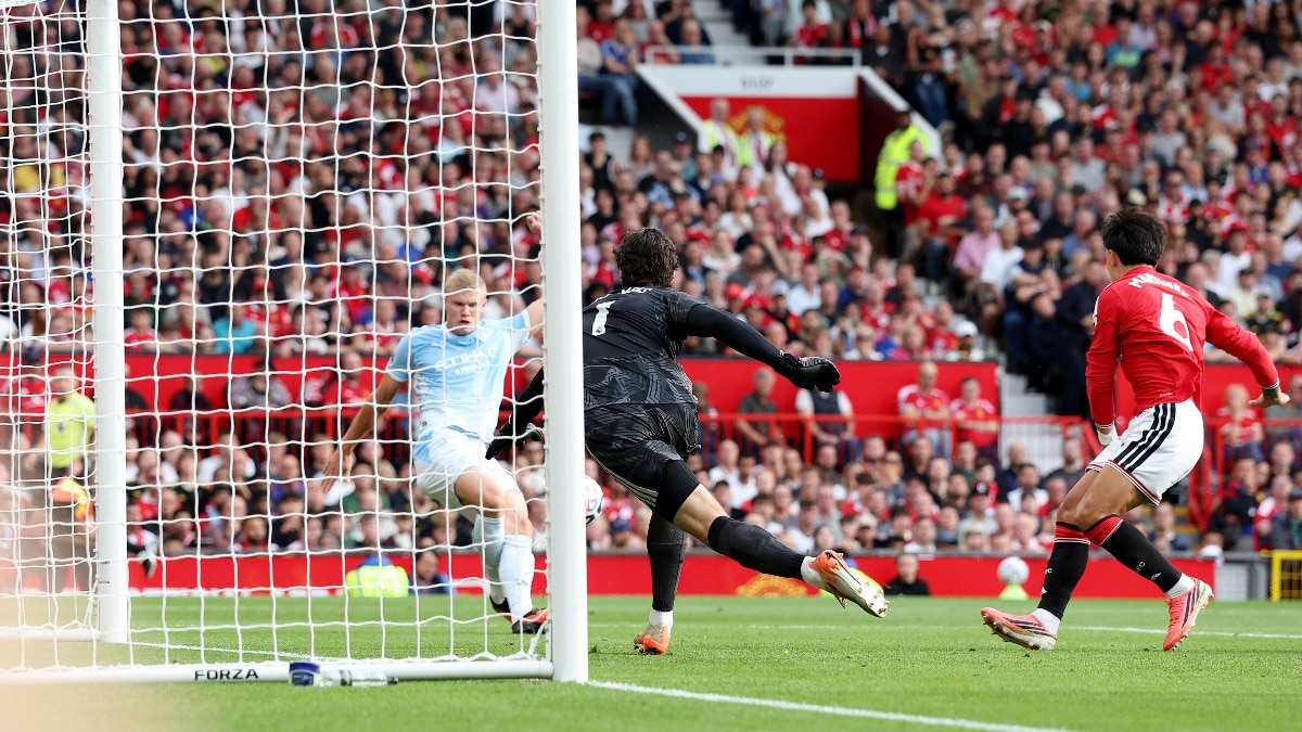 Controversial Manchester Derby has an even more dramatic ending