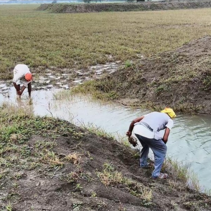 Uttar Pradesh farm pond scheme helps farmers store rainwater for irrigation