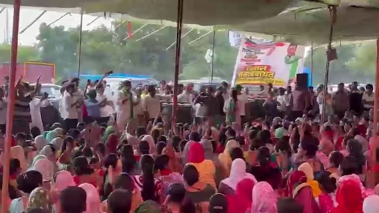 Power, water protest grips Noida floodplain, massive jam as farmers hit streets