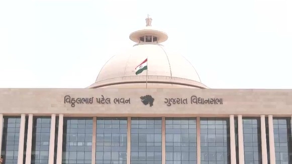 Gujarat bomb threat probe reveals Bangladesh link, 2 arrested with 5 lakh email IDs