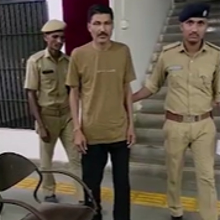 Gujarat teacher murderer Gujarat teacher murderer