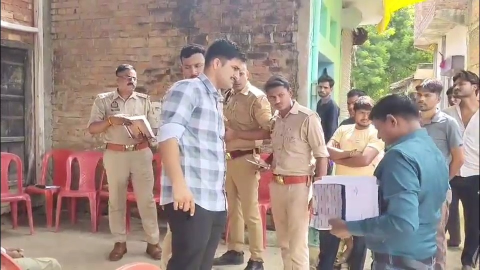 UP man kills 84-year-old father with brick, axe over money dispute