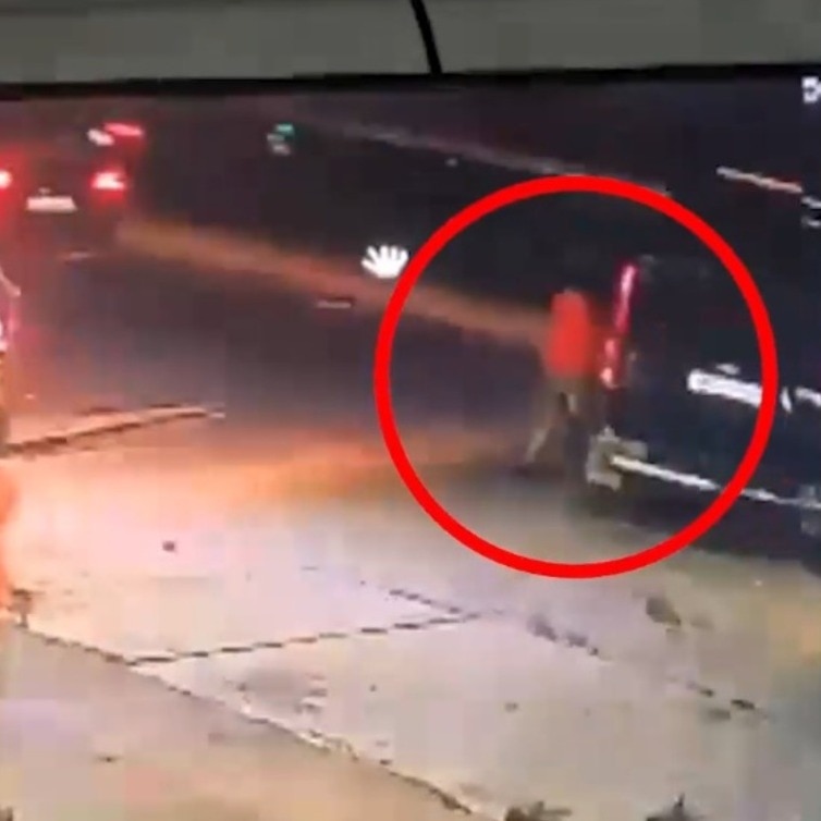 Fuel pump staff tries to stop SUV driver fleeing Rs 2,000-bill, dragged for 5 km