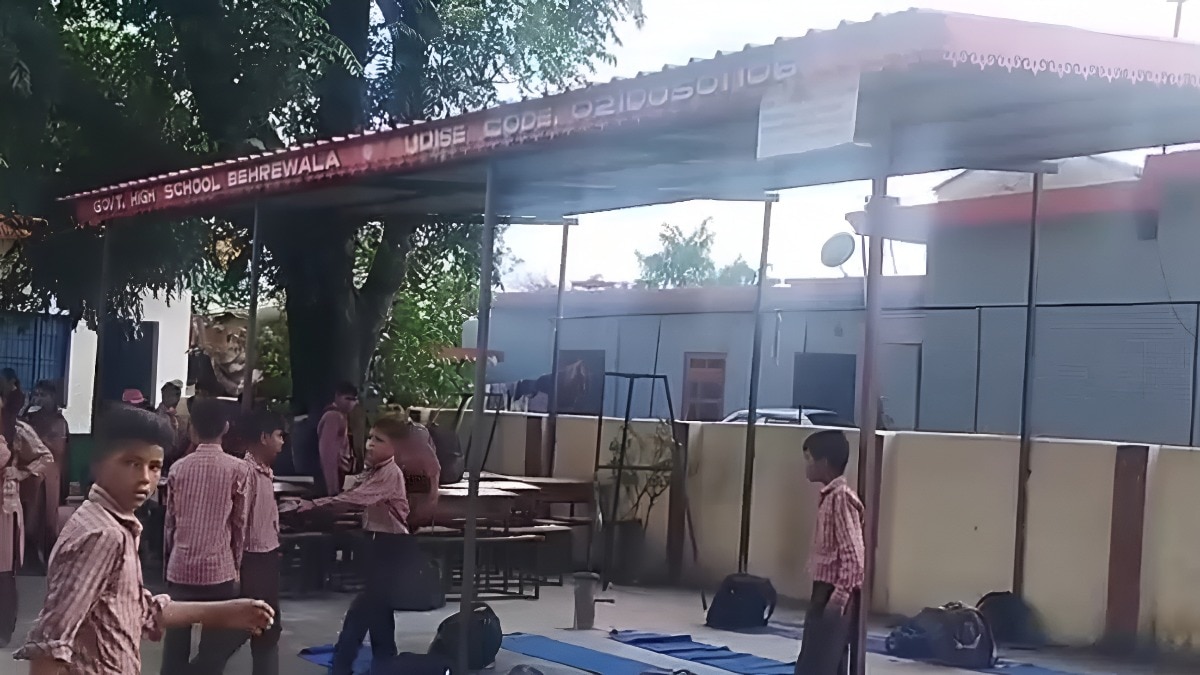 Over 200 students share 5 classrooms in Himachal Pradesh, study under tin-sheds