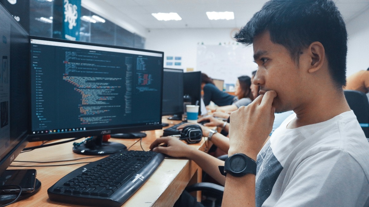 No degree, no exams, real projects: Silicon Valley plans $42 million AI academy