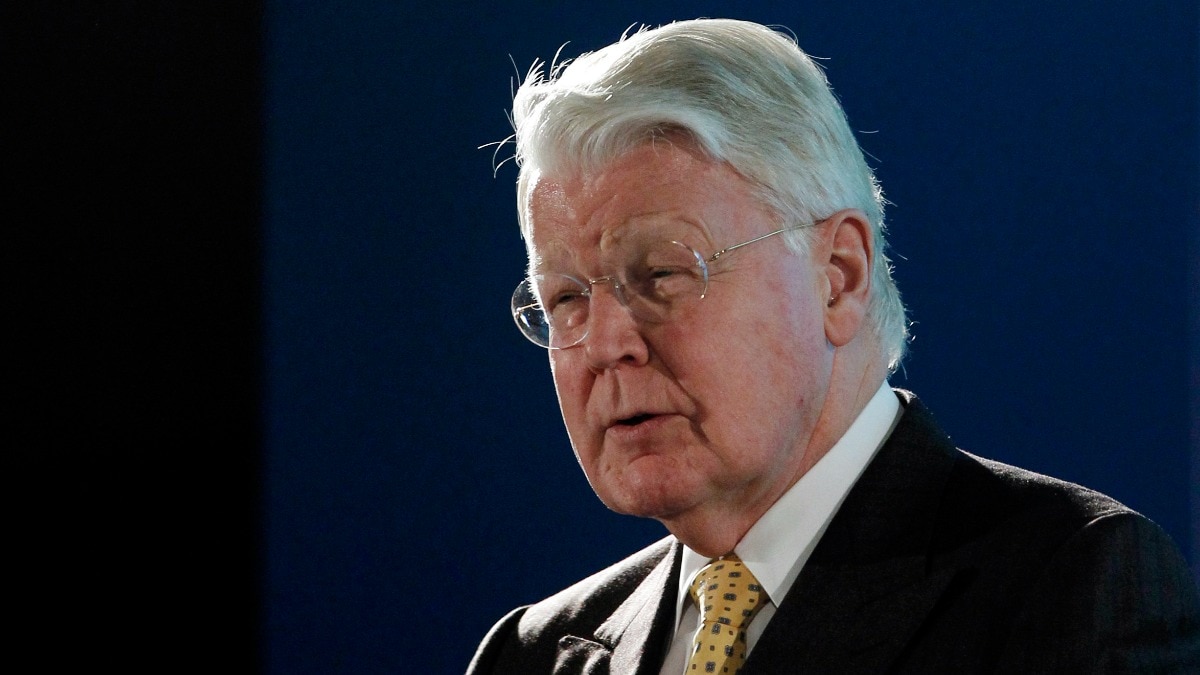 Iceland ex-President recalls serving then Indian President a veg meal 20 years ago