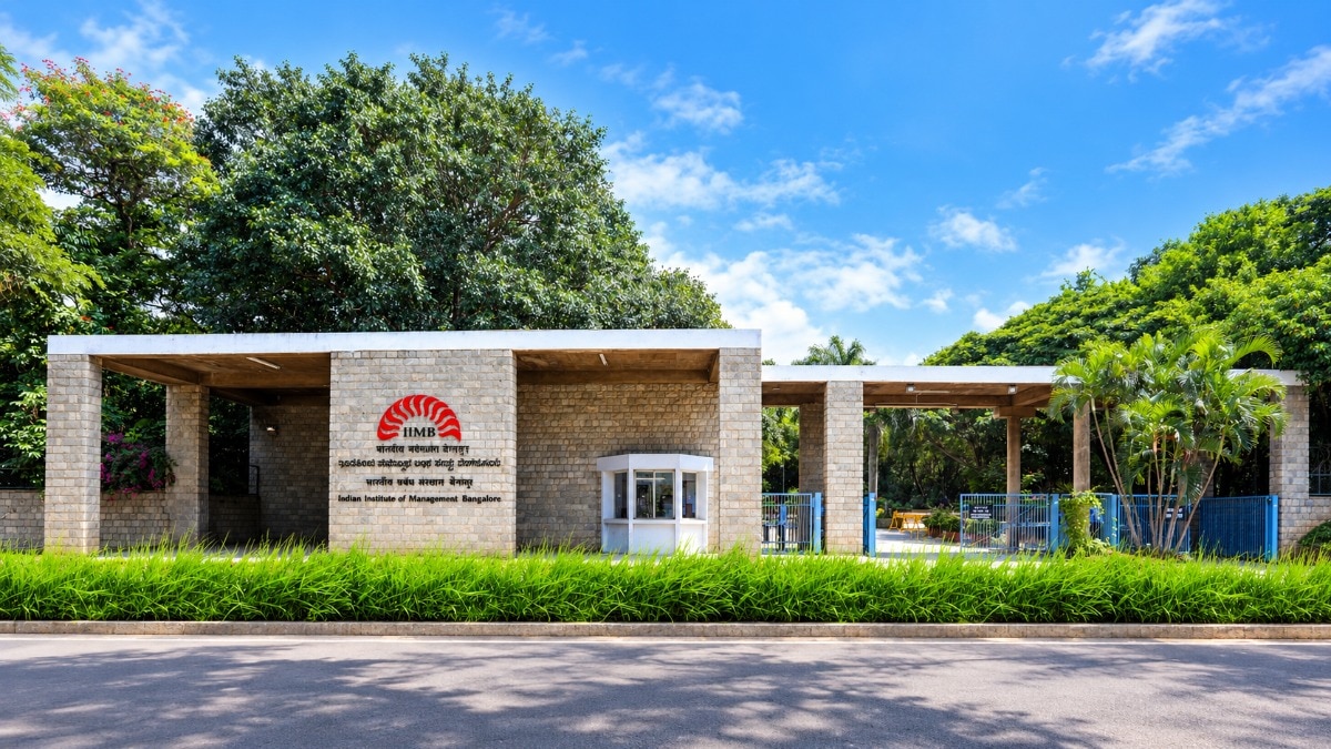 No Indian B-school in QS global MBA Rankings top 50: IIM Bangalore at 64