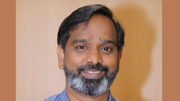 Who is Suryanarayana Doolla, the IIT-Bombay professor at the heart of student protest? Who is Suryanarayana Doolla, the IIT-Bombay professor at the heart of student protest?