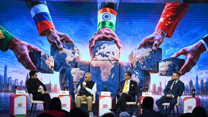 Ashok Kantha, former Indian Ambassador to China; Sanjay Bhattacharya, former BRICS Sherpa and Indian Ambassador, and Dmitry Sotnikov, deputy CEO, VTB at India Today BRICS Roundtable (Photo: ITG)