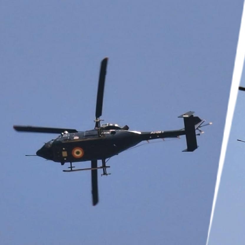 Highway becomes runway! Indian Army helicopters land and take off near Pak border