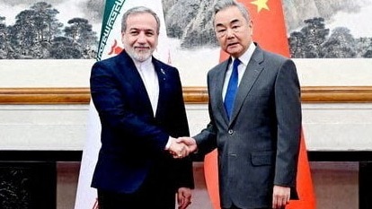 Araghchi, Wang Yi meet ahead of Xi-Trump talks; China urges return to Islamabad pact