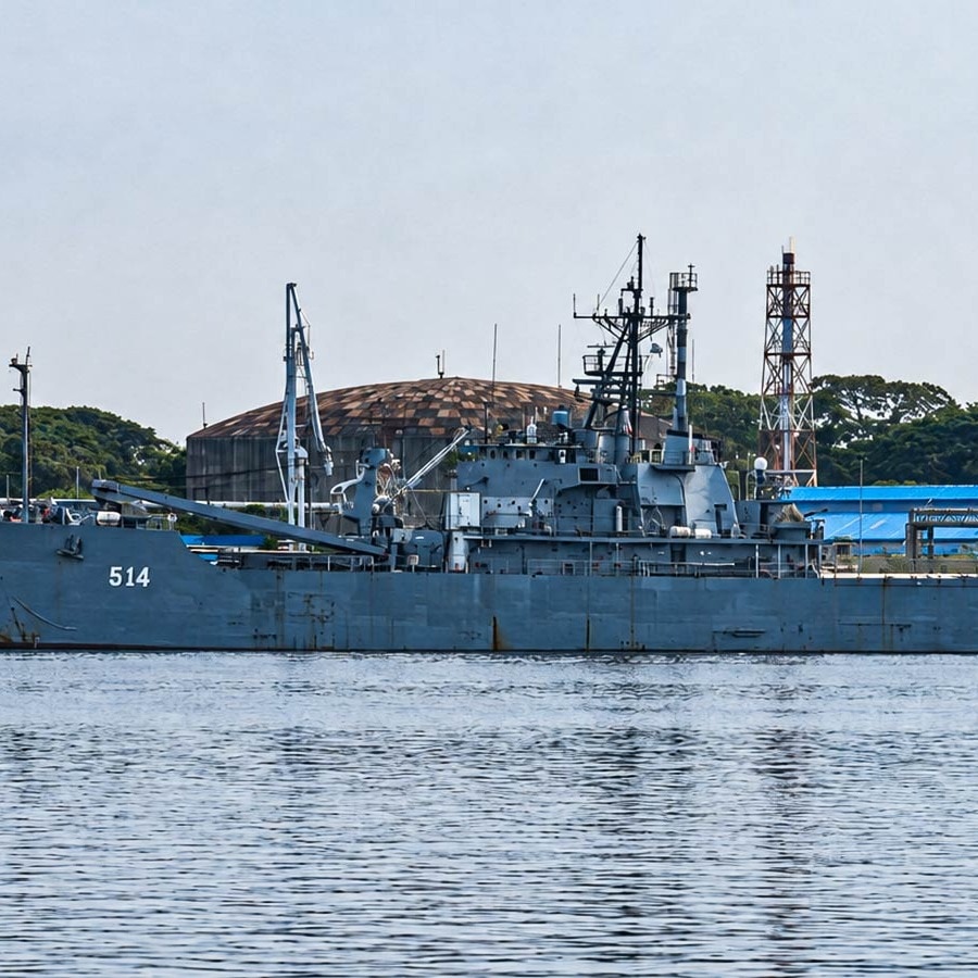 IRIS Lavan docked in Kochi