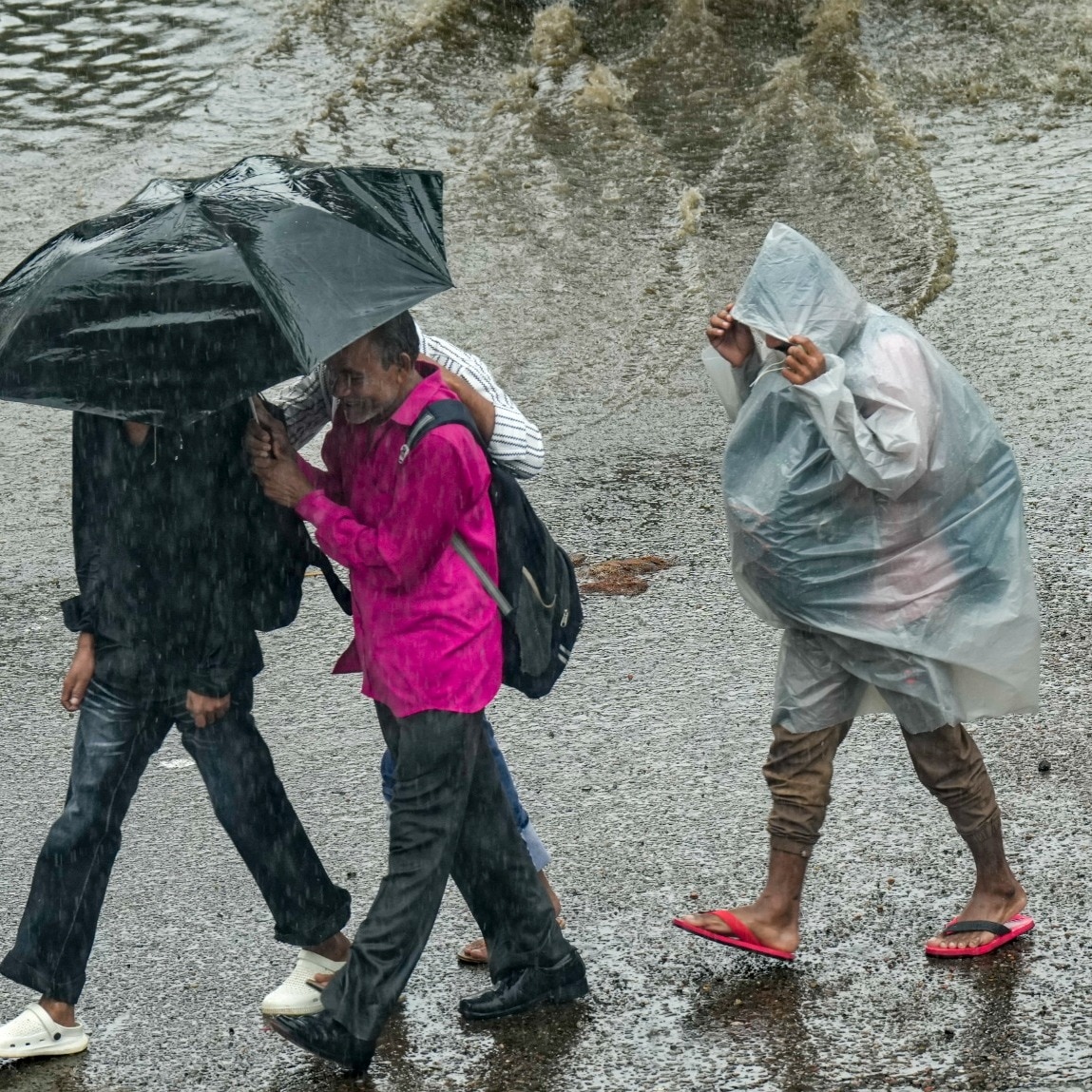 Heavy rains lash parts of Jharkhand, schools shut in many districts