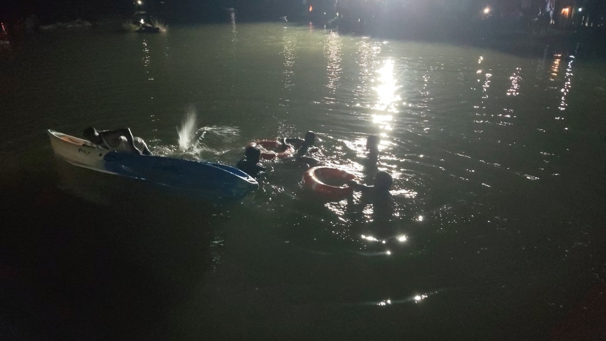 Five friends go for swim in Jharkhand river, three drown