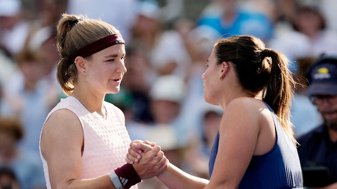 Navarro capitalised on Muchova's nervousness (Courtesy: Reuters) Karolina Muchova, Emma Navarro