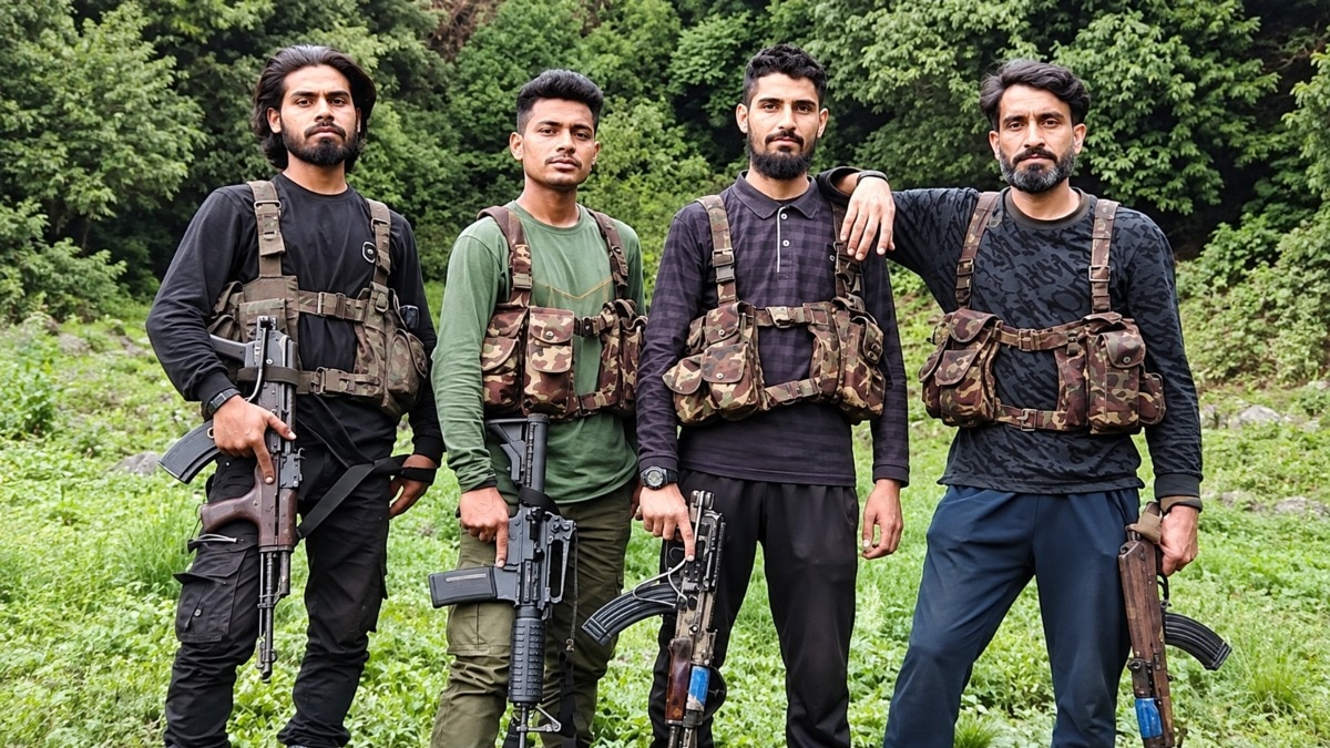 All 4 Lashkar terrorists in this viral pic now dead. How they were hunted down