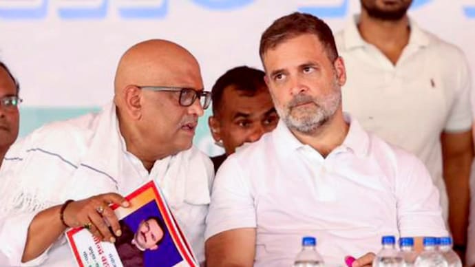 Leader of Opposition in Lok Sabha Rahul Gandhi and Uttar Pradesh Congress chief Ajay Rai during a rally in the state. (Photo: PTI) Leader of Opposition in the Lok Sabha Rahul Gandhi and Uttar Pradesh Congress chief Ajay Rai during a public meeting in Uttar Pradesh. (Photo: PTI)