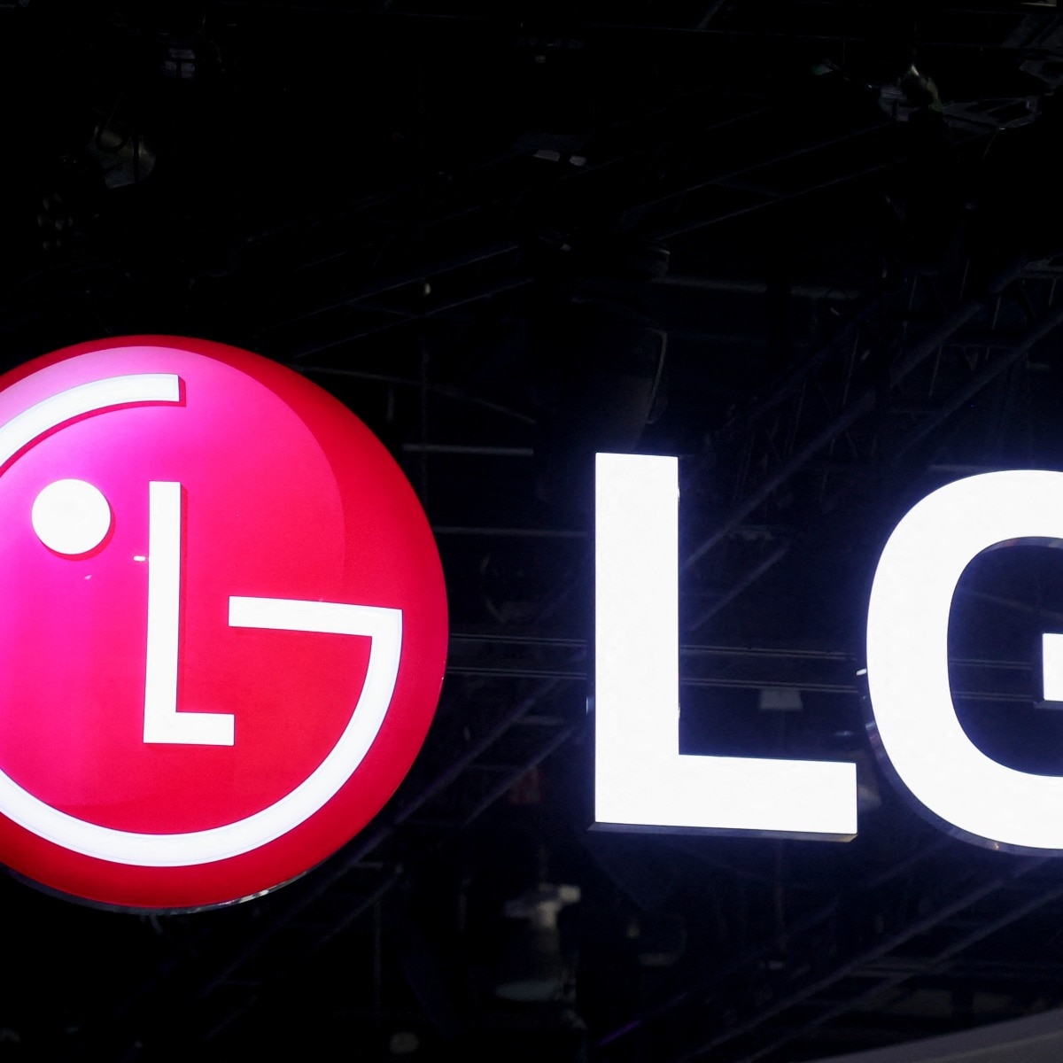 LG smart TVs may scan your network and record audio even when screen is off, report says