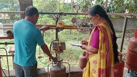 1 in 4 LPG cylinders found below declared quantity in Karnataka check