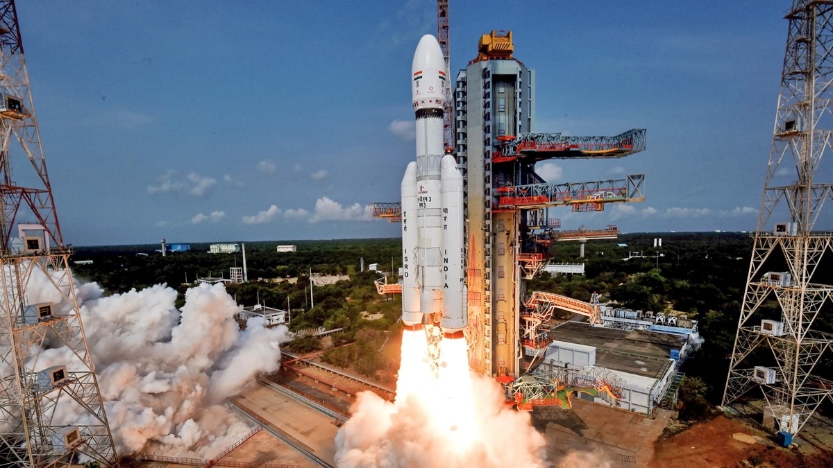 Isro will not be privatised: Space agency clarifies on private sector push