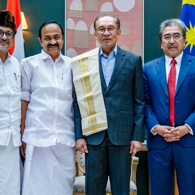 Malaysia PM Anwar Ibrahim meets Satheesan, pitches stronger Kerala ties