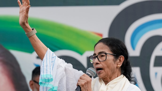 TMC chief Mamata Banerjee addresses a public rally in Hooghly district, West Bengal on Saturday, September 26, 2026. (PTI Photo) Mamata Banerjee