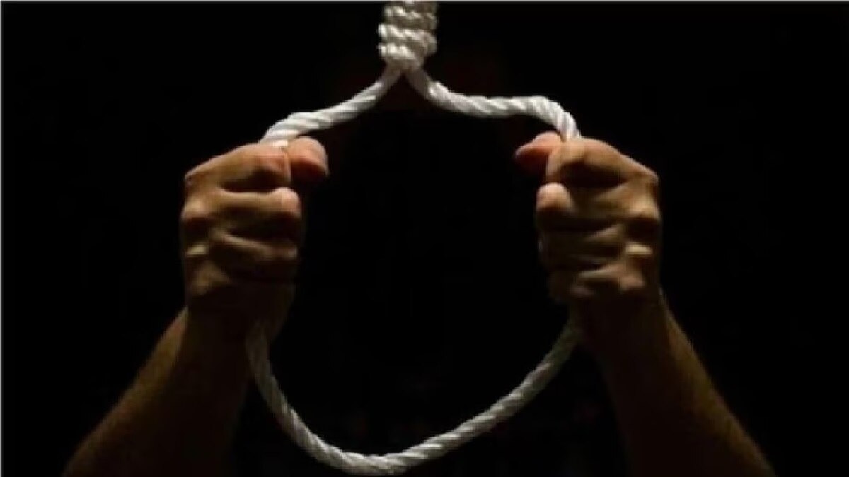 Months after Rs 45-lakh wedding, gold gifts, techie dies by suicide over dowry