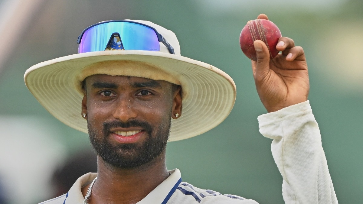 Fresh from India Test duty, Manav Suthar stars with five-wicket haul for Warwickshire