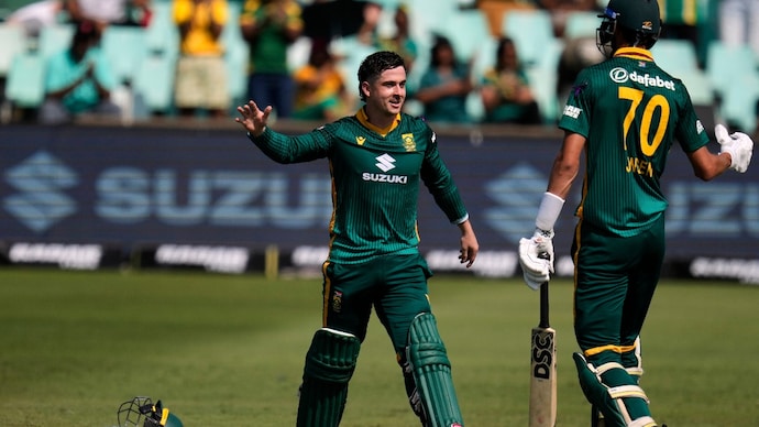 SA vs AUS, 1st ODI: Matthew Breetzke hundred, Keshav Maharaj spin sink power South Africa to 67-run win (AP Photo) Matthew Breetzke