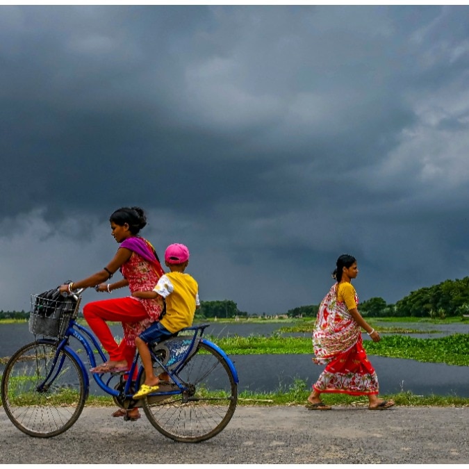 Heavy rain to knock on North, South and East India on Friday. Check forecast