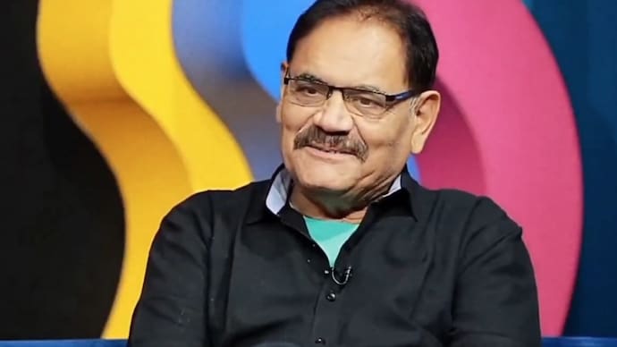 Mushtaq Khan laid to rest in Mumbai. Mushtaq Khan laid to rest in Mumbai.