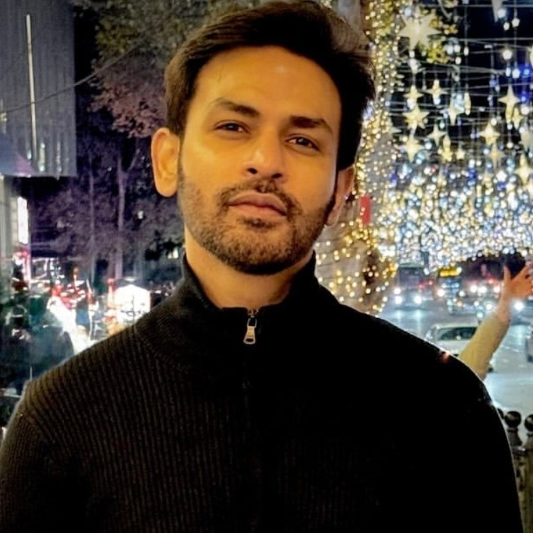 Botox in the brain: Naman Shaw shreds Rohit Roy for calling TV dustbin medium