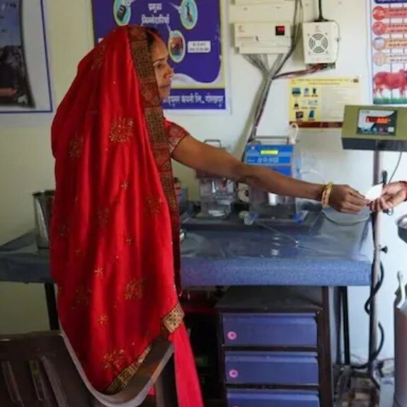Uttar Pradesh: Moving from 'Nari Shakti' to 'Arth Shakti'