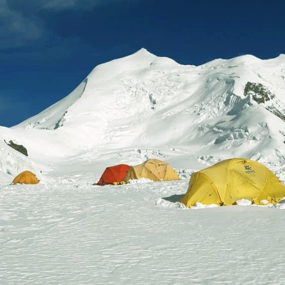 10 missing as avalanche hits Himlung Himal base camp in Nepal's Manang