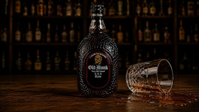 The judges also examined the packaging of an Old Monk bottle in open court, particularly the disclosure regarding added flavourings. (AI Image) Old Monk Banned