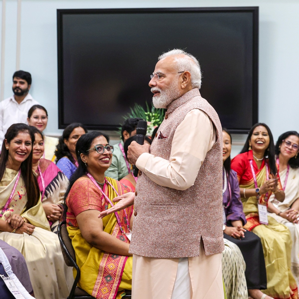 Watch for drug addiction, curb screen time among students, PM tells teachers