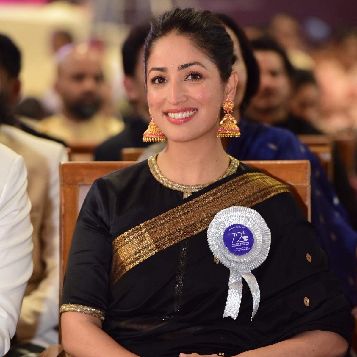 President Murmu confers Best Actress National Award on Yami Gautam for Article 370