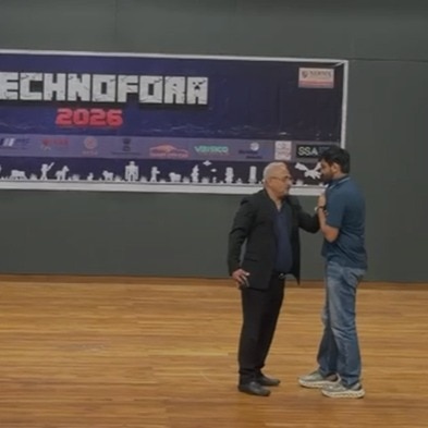 Engineering professor grabs student by collar on stage in Gujarat, sparks Internet row