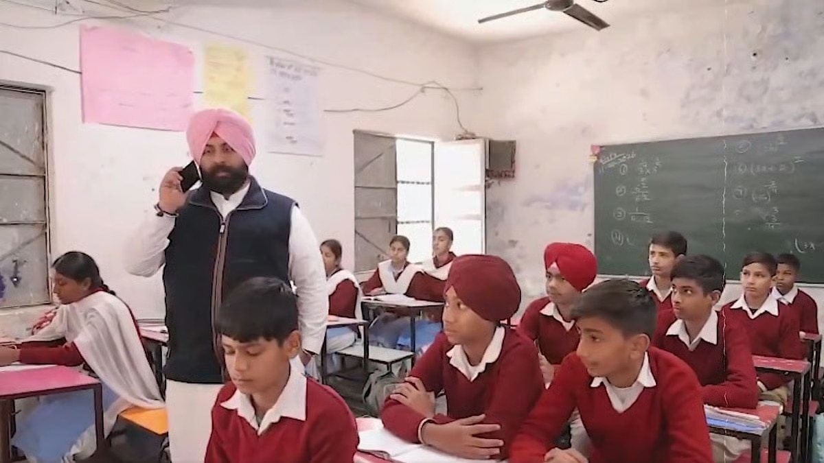 Complaints filed over 'fake students' in Punjab's Sangrur, BJP alleges scholarship fund scam