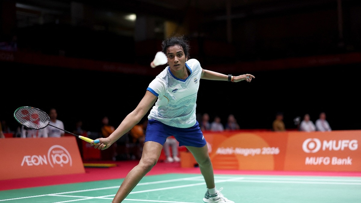 Badminton at midnight: Shuttlers battle cruel scheduling, mediocre arrangements