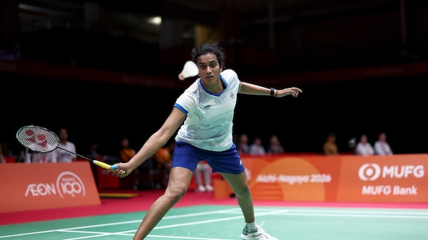 Badminton at midnight: Shuttlers battle cruel scheduling, mediocre arrangements
