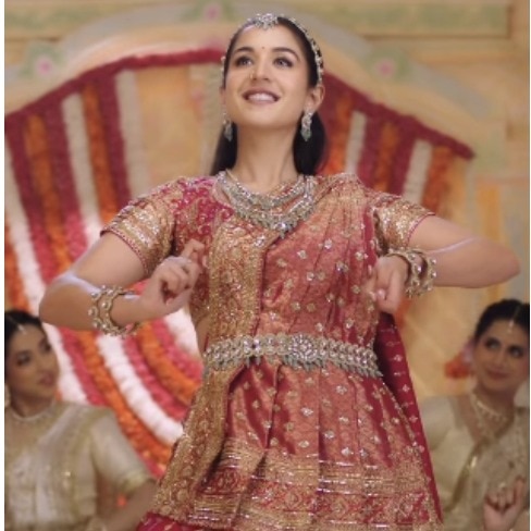 Radhika Merchant puts up graceful dance performance at Ganesh Chaturthi celebrations